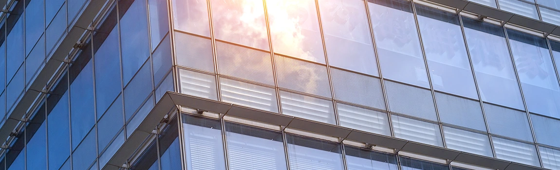 UV-Resistant Glass Experts in Warrington, FL